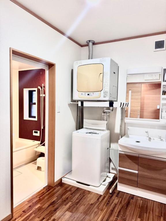 AZホテル Inn 奄美万屋 - Villa with private outdoor Jacuzzi photo 3