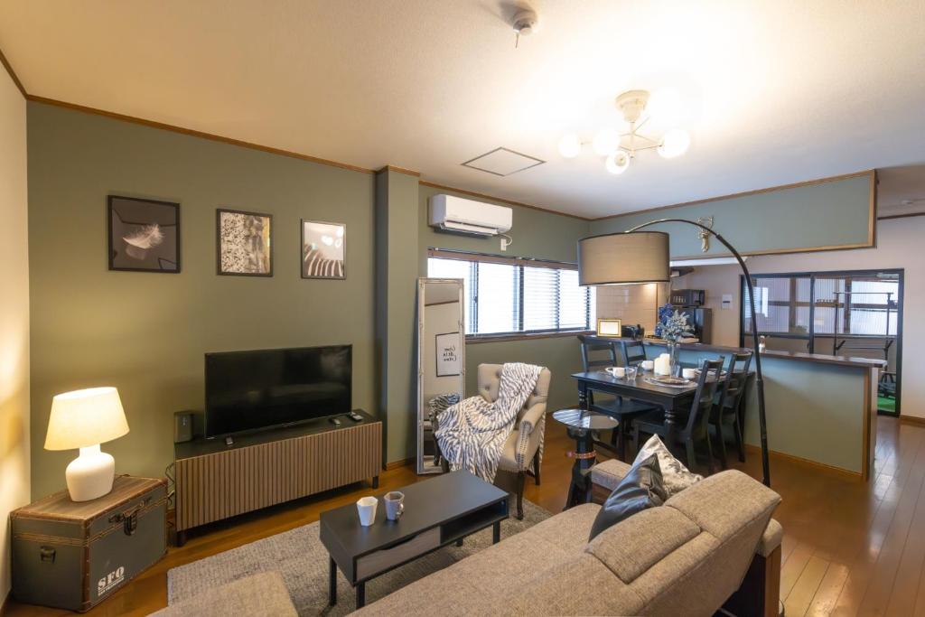Sunland Mansion 201 - Vacation STAY 16316 — photo 1