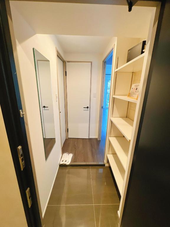 Namba River Side Garden Hotel 601 photo 3