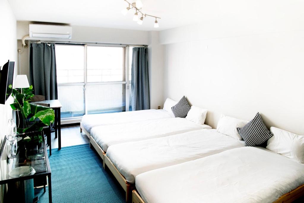 Shinjuku central apartment! 3stops to Shibuya station 3mins walk to station — photo 1