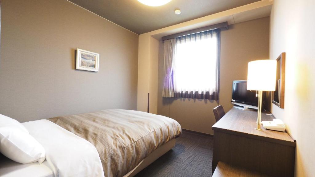 Hotel Route-Inn Court Matsumoto Inter photo 2