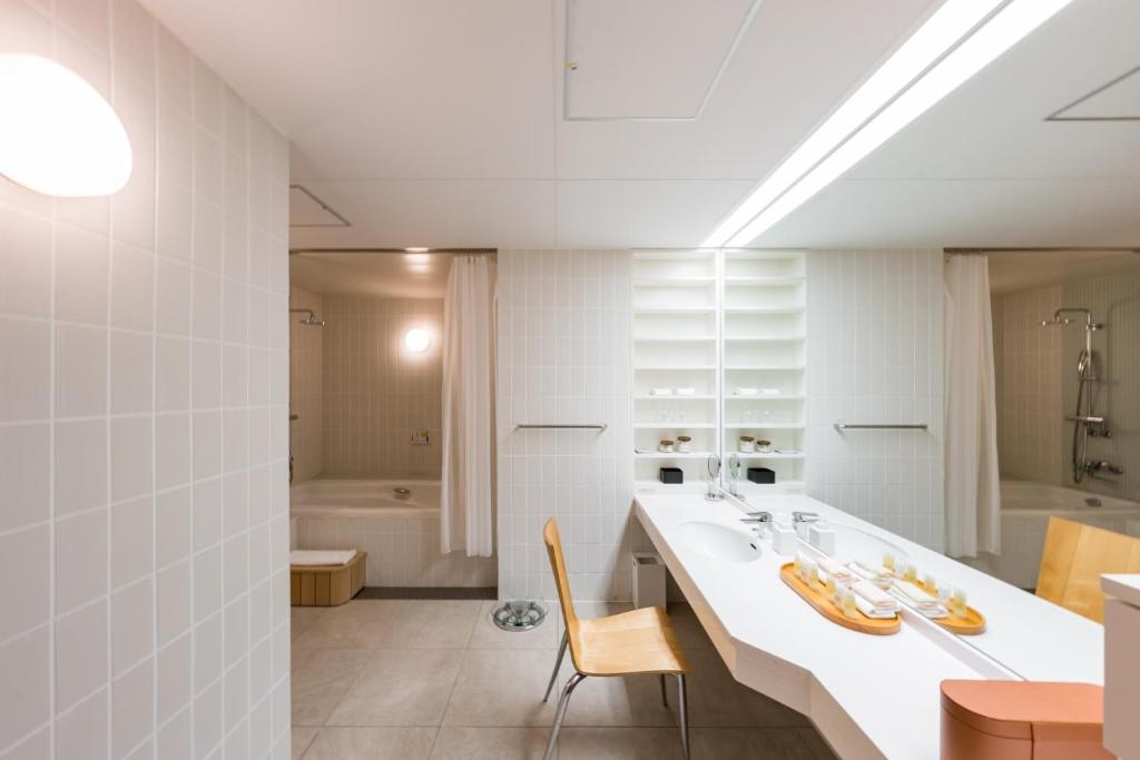 SETOUCHI RETREAT by Onko Chishin photo 2