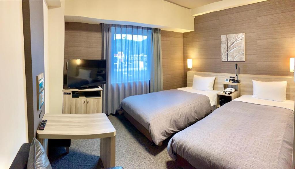 Hotel Route-Inn Takefu Inter photo 2