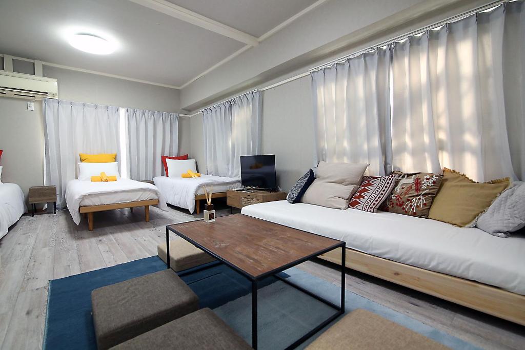 Shinjuku! Hayashi House 3P Free Wi-fi! — photo 1