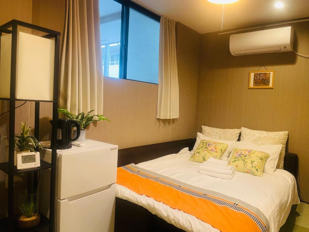 Sky 晴空塔 独立双人间 但是共用浴室厕所 photo 2