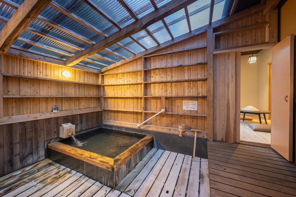 Tsuwabuki no Hana photo 3