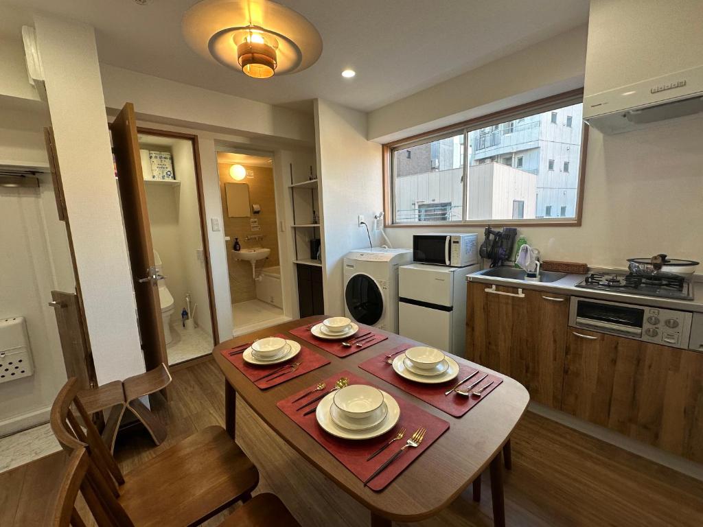 Home Story in Tokyo Ueno&Uguisudani-小島ビル&東京屋語 — photo 1