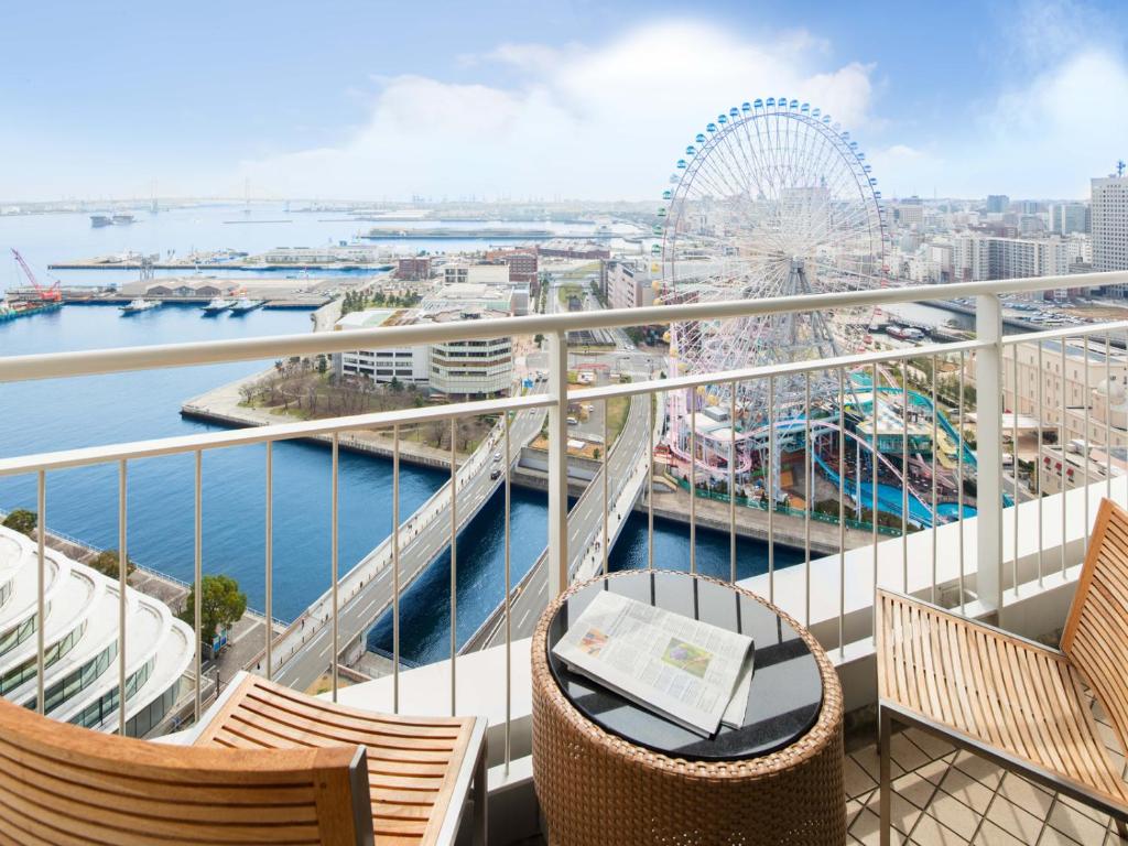 The Yokohama Bay Hotel Tokyu photo 3