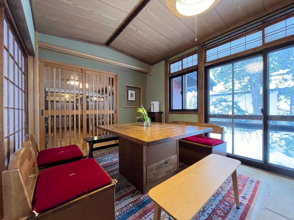 Yokokura Ryokan photo 2