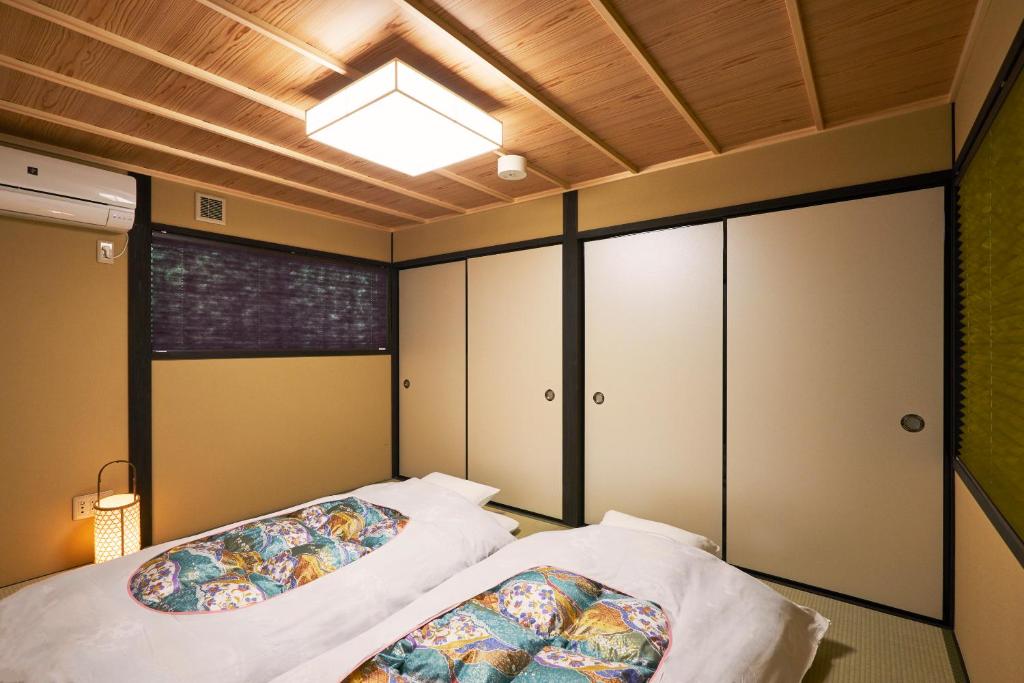 Rinn Gion Yasakamae photo 3