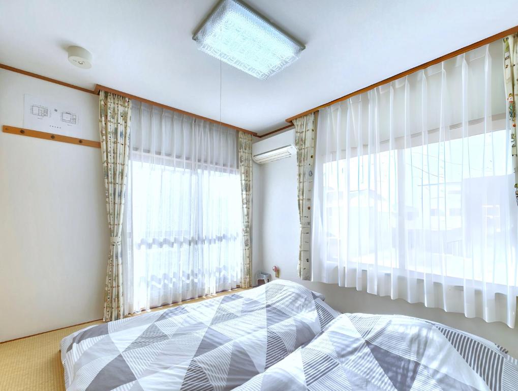 Whole house rental 一棟貸切宿 "Your Home Tottori" 市内中心地近くの素敵な一軒家 photo 3