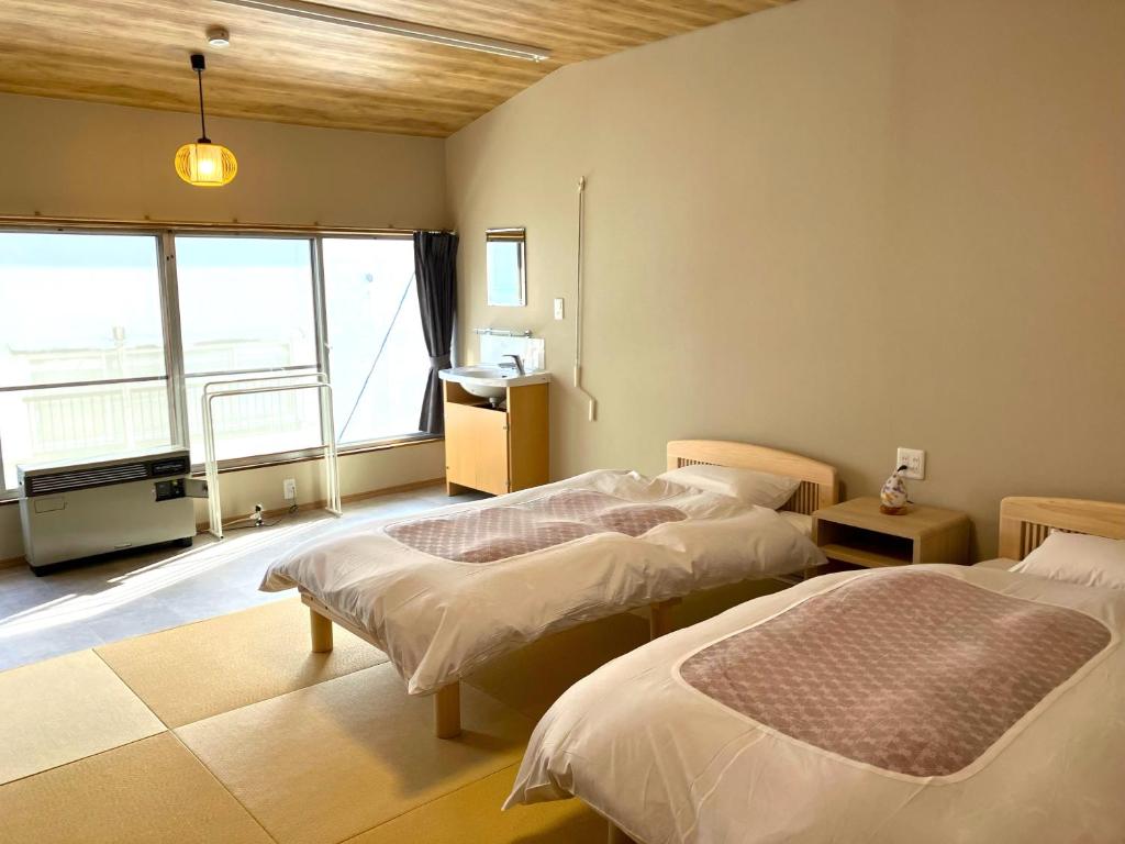 Takasagoya Ryokan photo 2