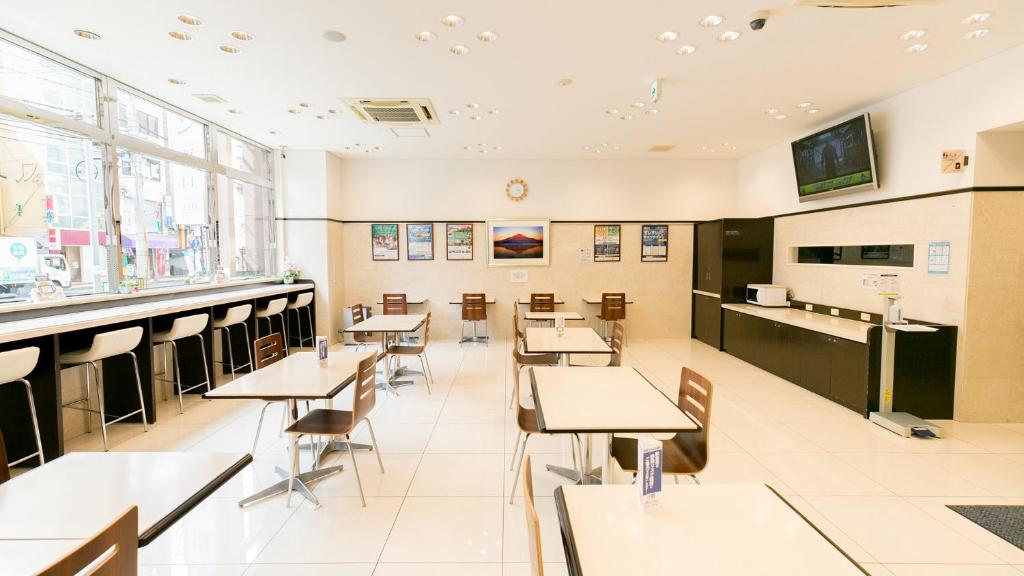Toyoko Inn Kagoshima chuo eki Higashi guchi photo 3