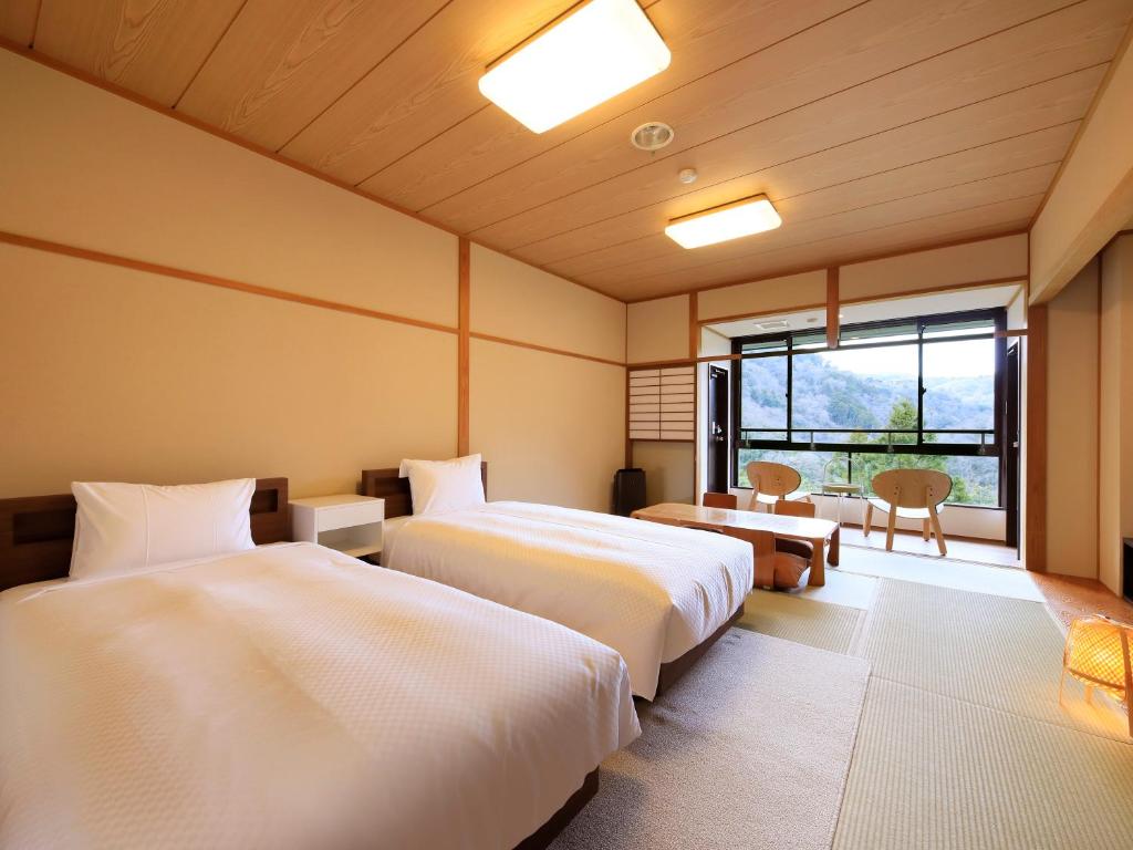 Hot Spring Inn Hakone Suisen photo 2