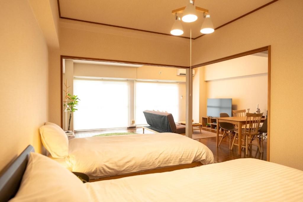 RIVER WEST Hiroshima 302 photo 2