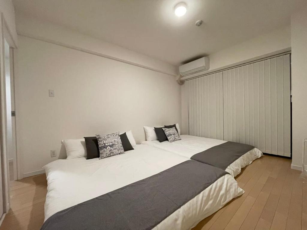 b hotel M's lea - Beautiful Modern Apt City Center for 10Ppl photo 2