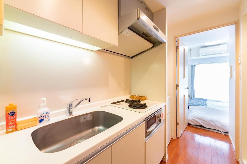 Tokyo's best spot Shibuya! 3person room Free Wi-Fi photo 3