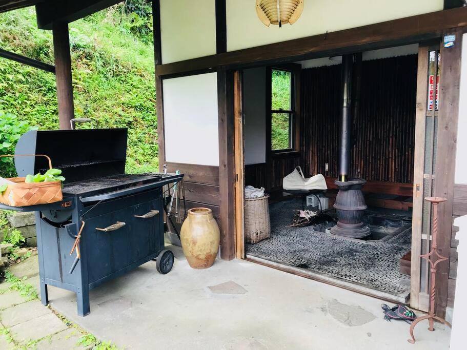 葉山ワンルーム古民家ペット可 bbqグリル&ピザ窯付 photo 2