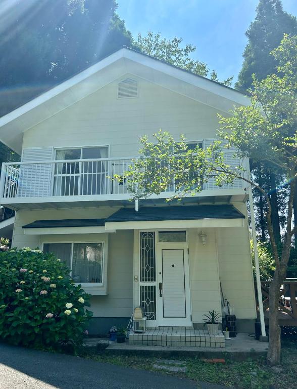 Whole house rental 天然温泉付きコテージRAI駐車場付き黒川温泉街まで車で5分 — photo 1