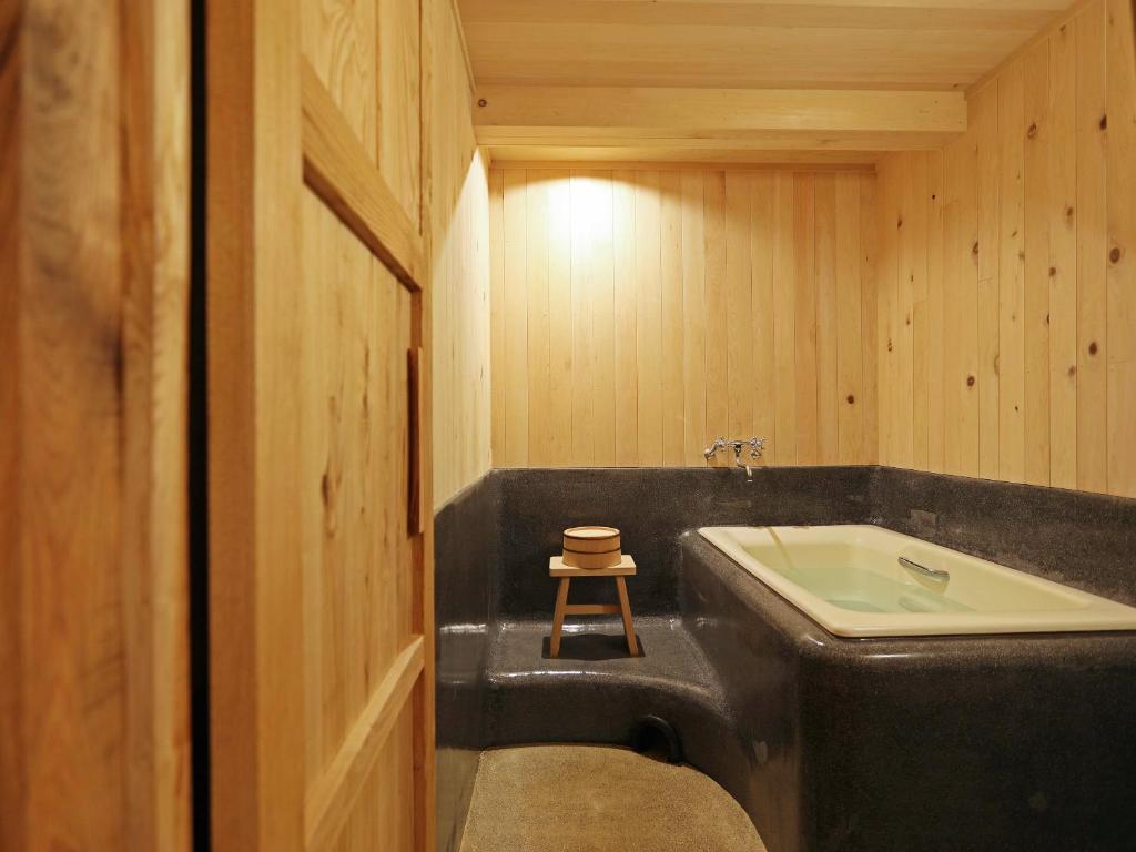 RONENAI BASE photo 3