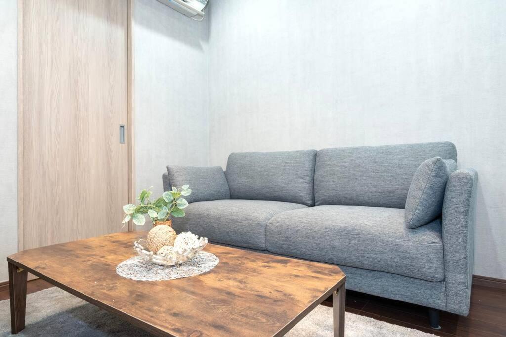 Kyobashi house Entire house for rentー 京橋一軒家完全貸切 — photo 1