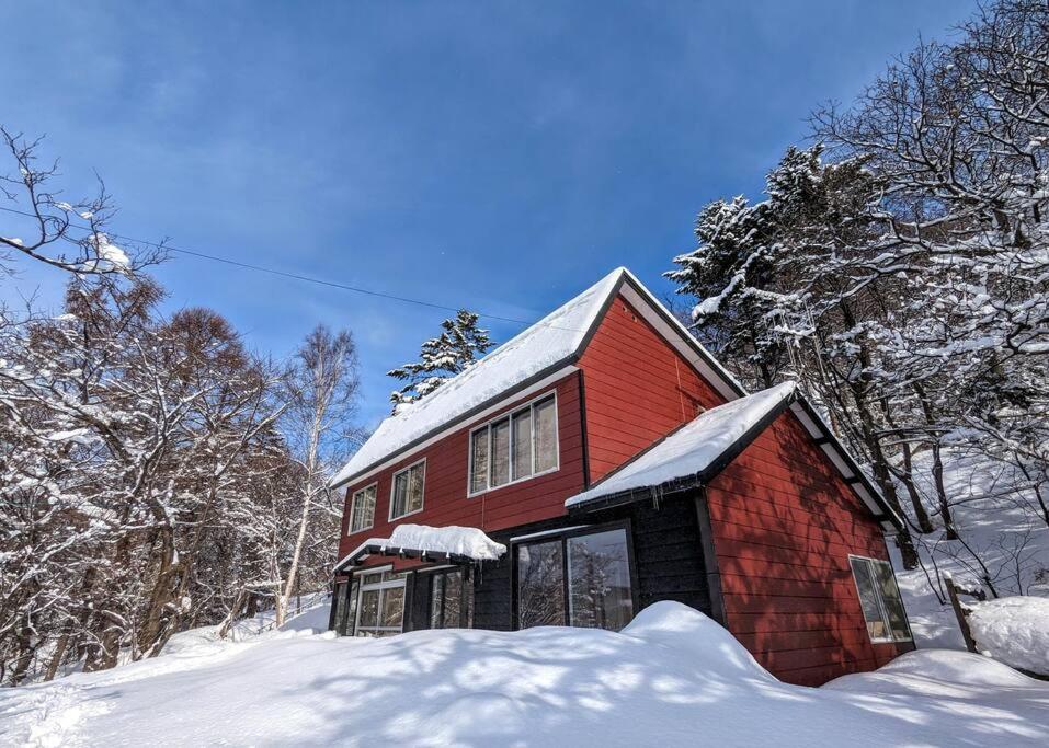 Mountain View Totoro - spacious & sunny — photo 1
