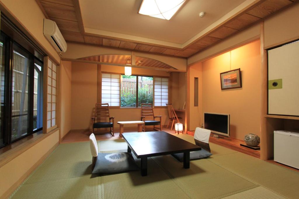 Yusakaso photo 3