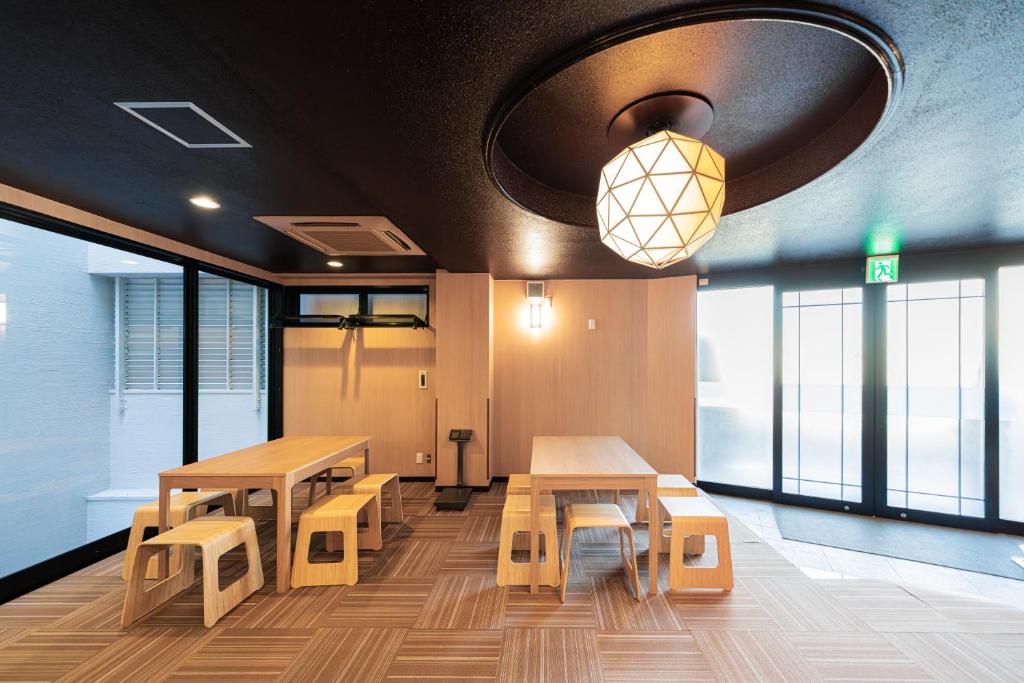 E JOY INN-Higashi Nipoori photo 3