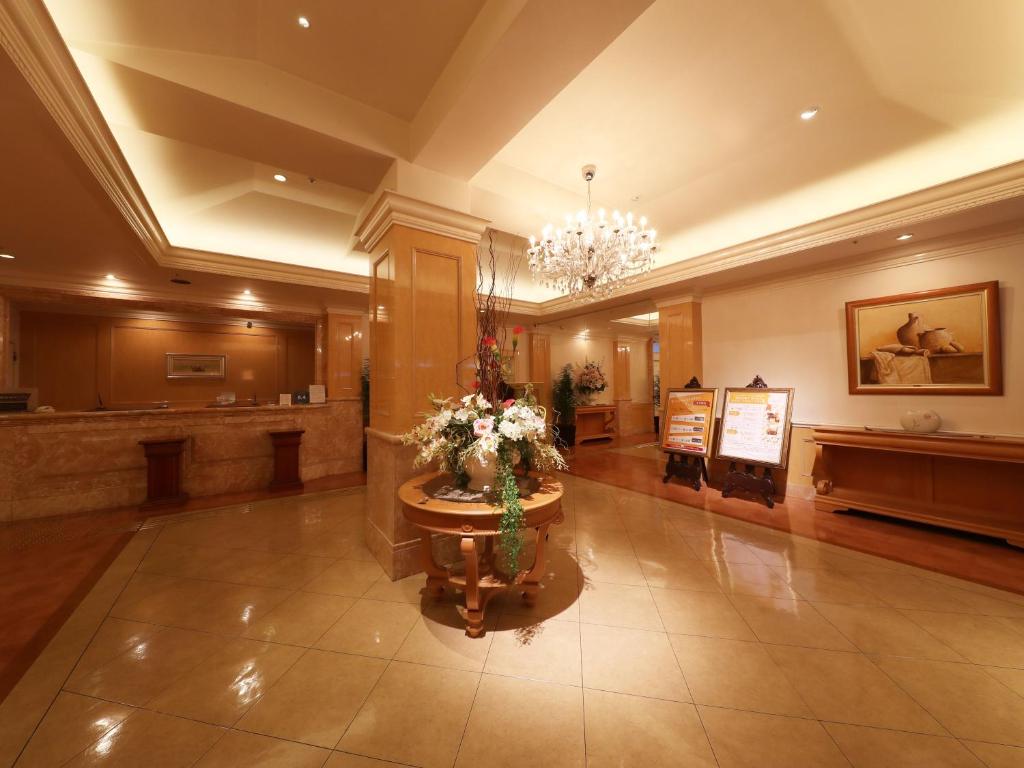 Hotel Fine Garden Toyonaka Osaka International Itami Airport photo 3