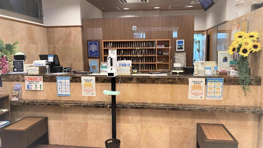 Toyoko Inn Okinawa Naha Kokusai-dori Miebashi-eki photo 2