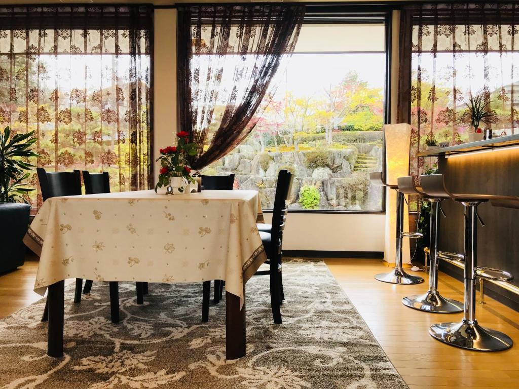 NARA japanese garden villa photo 3