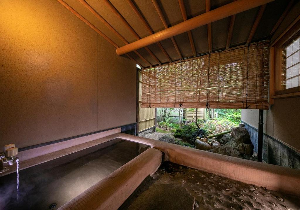 Yufuin Onsen Hinoharu Ryokan photo 3