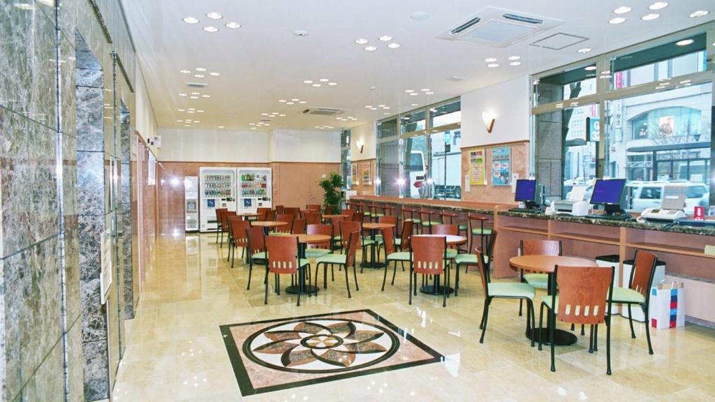 Toyoko Inn Kumamoto-jyo Toricho Suji photo 3