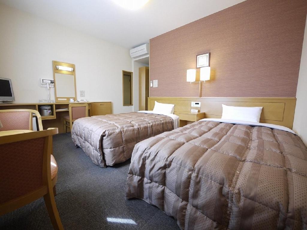Hotel Route-Inn Wakamiya Inter photo 2
