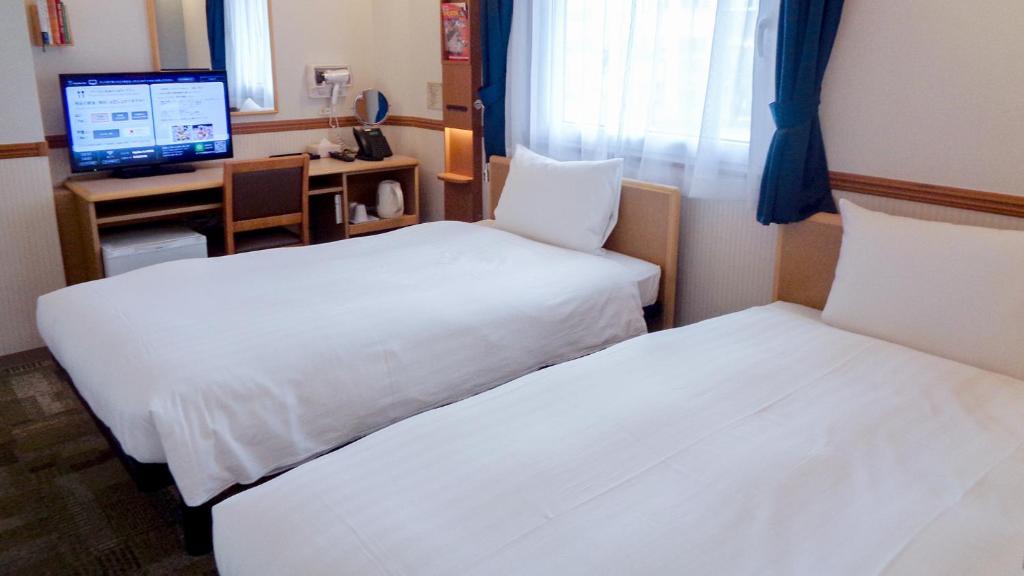 Toyoko Inn Tokushima Ekimae photo 3