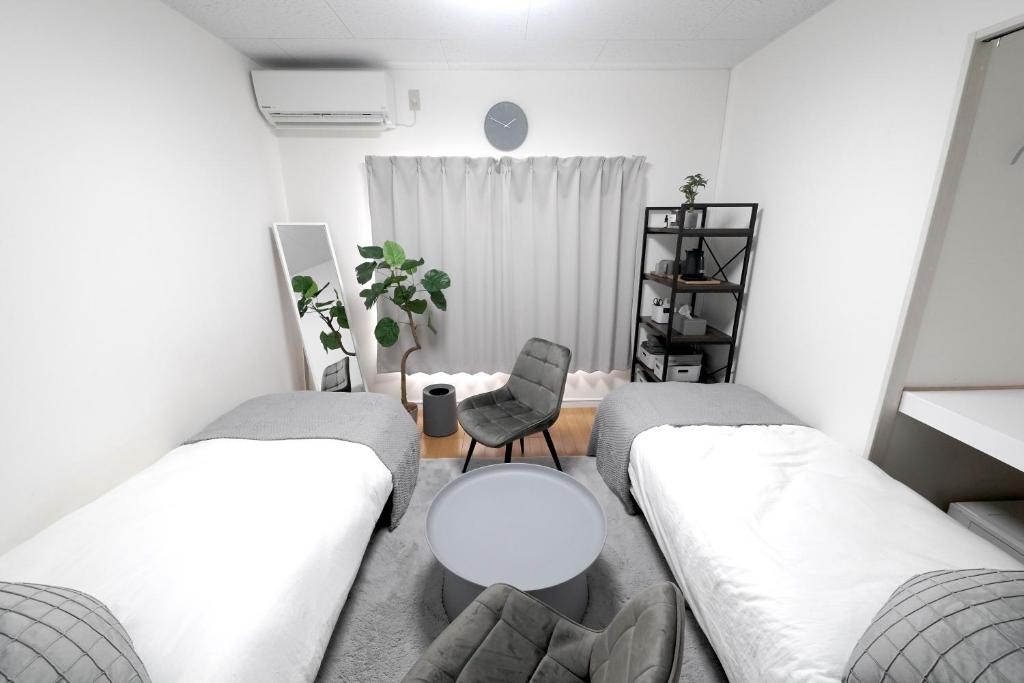 Close to Shinjuku!Twin beds photo 2