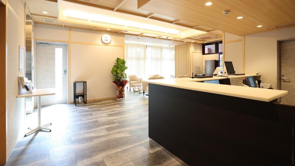 Station Hotel Nagasaki Suwa photo 3