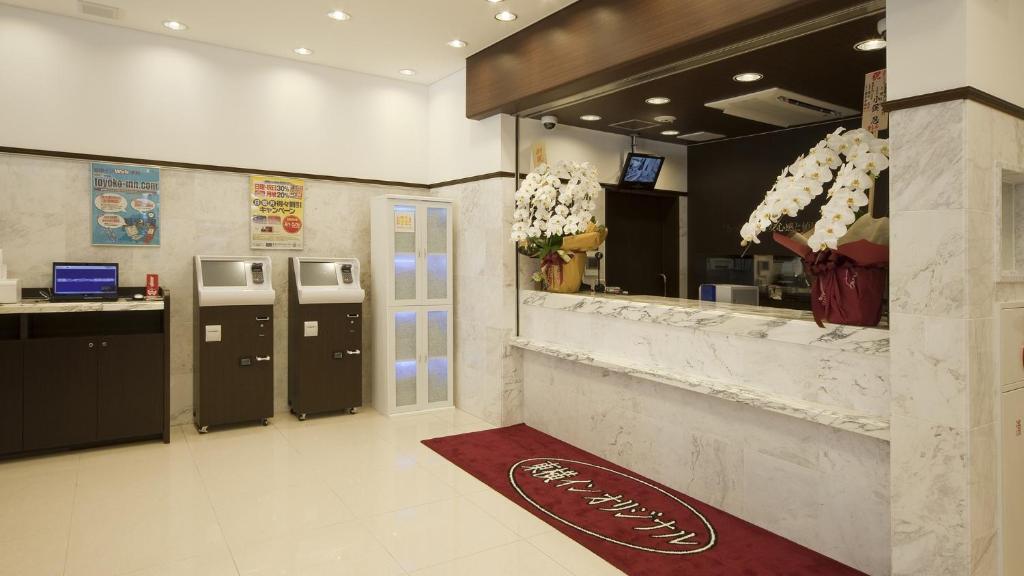 Toyoko Inn Tokyo Ueno Tawaramachi eki photo 2