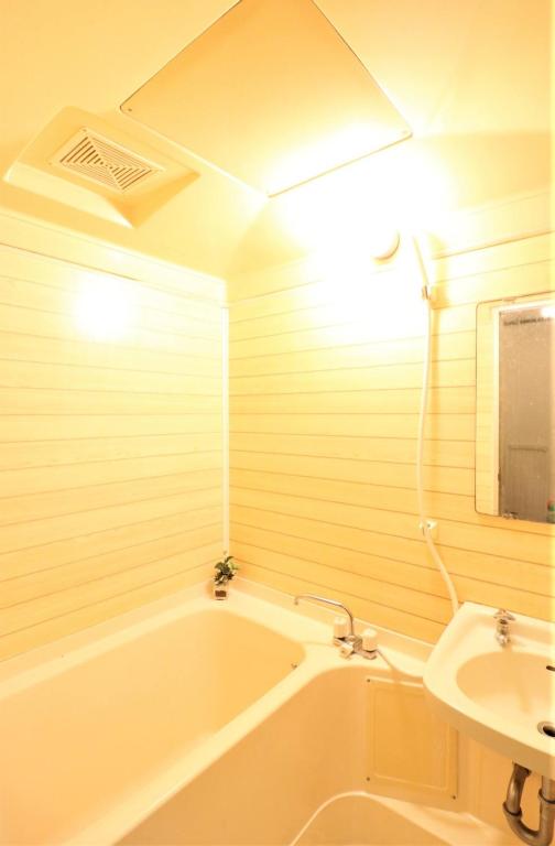Shin Osaka Grand Heights SG52 photo 3