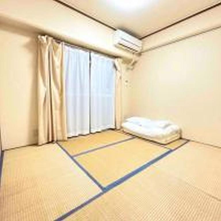 City Heights Shinosaka 601 シティハイツ新大阪 601 photo 2
