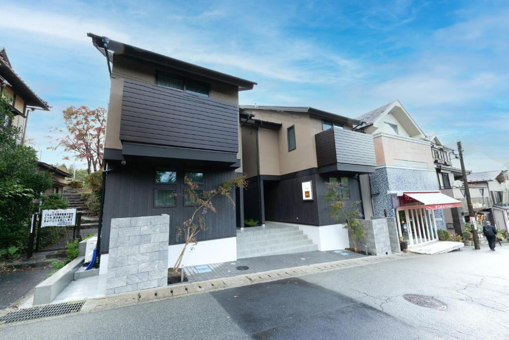SYLA HOTEL 箱根強羅 East - SYLA HOTEL HAKONE GORA East — photo 1
