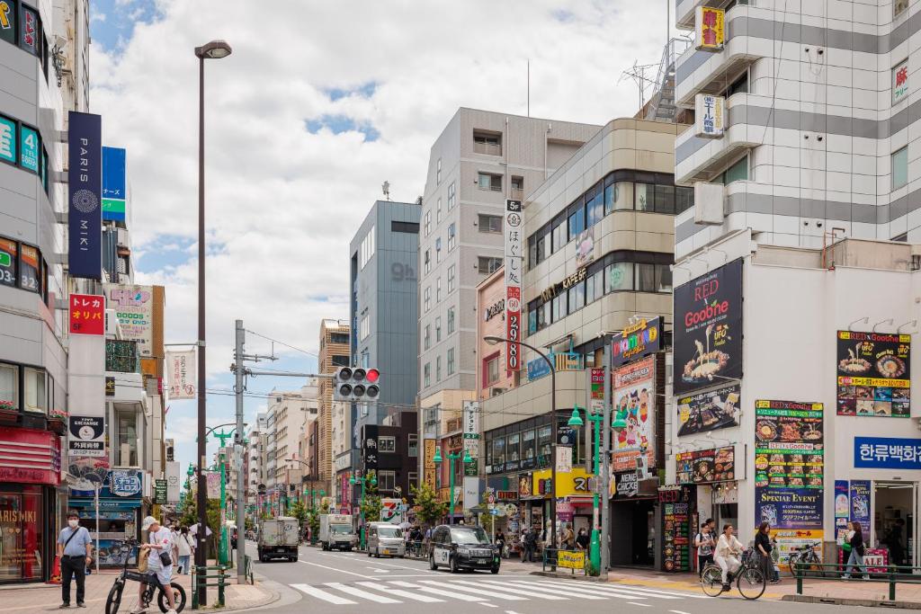self-check in-shinjuku-windhouse — photo 1