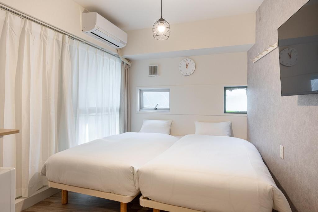 HIgashi-Shinjuku 1011 — photo 1