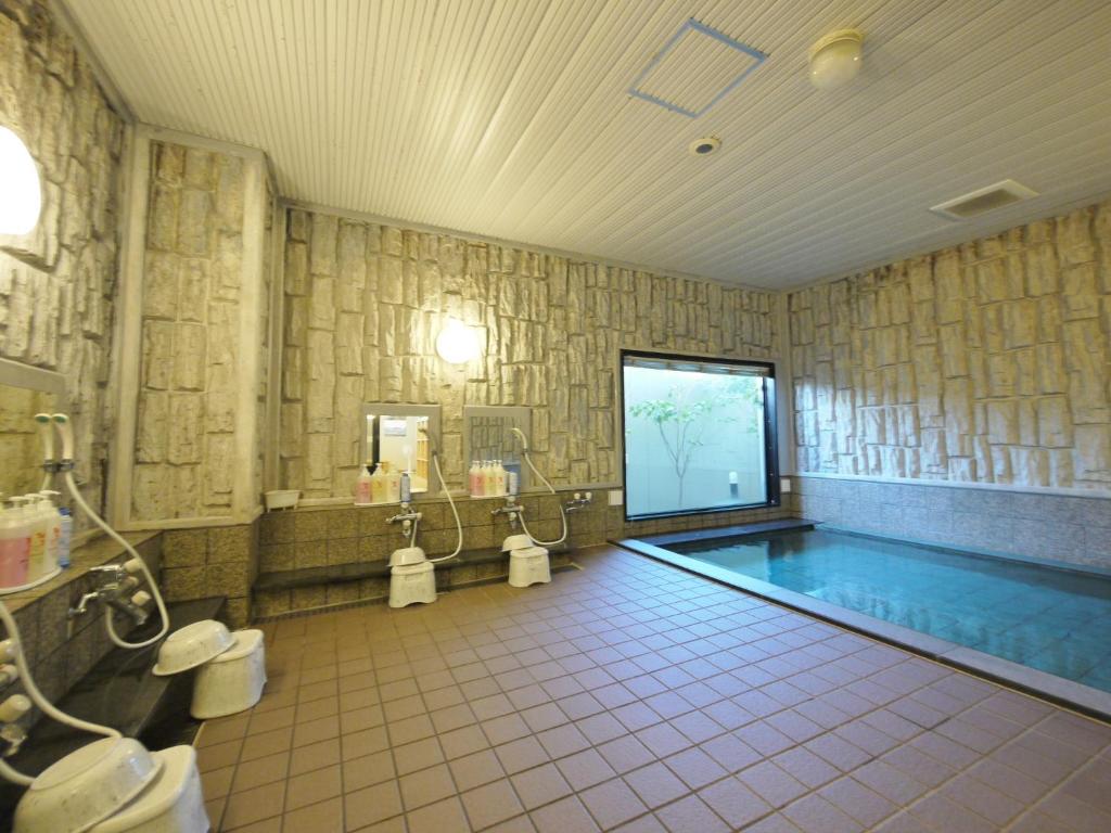 Hotel Route-Inn Yonezawa Ekihigashi photo 3