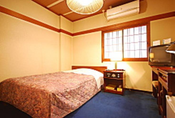 Royal Hotel photo 2