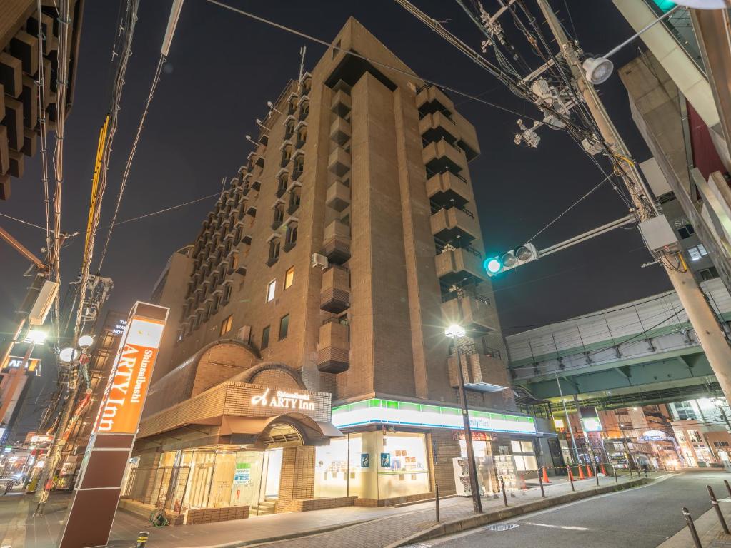 Shinsaibashi ARTY Inn — photo 1