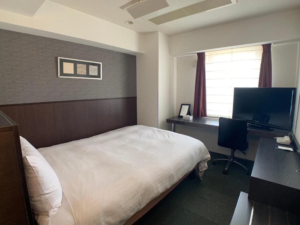 Smile Hotel Nagoya Sakae — photo 1