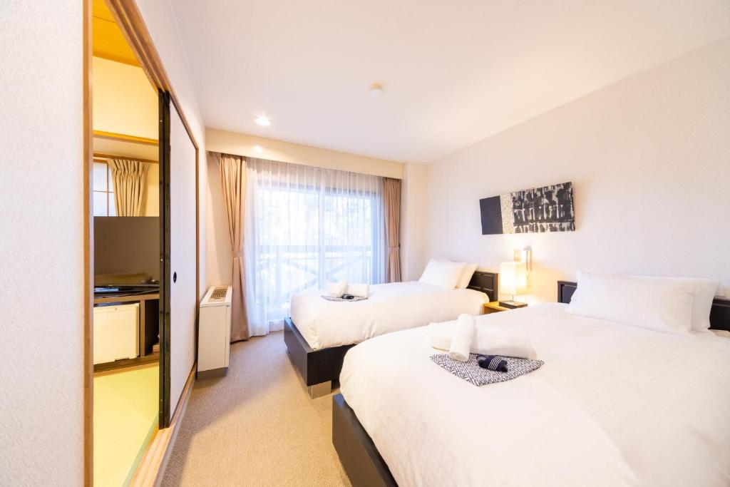 Phoenix Hotel by HHG — photo 1