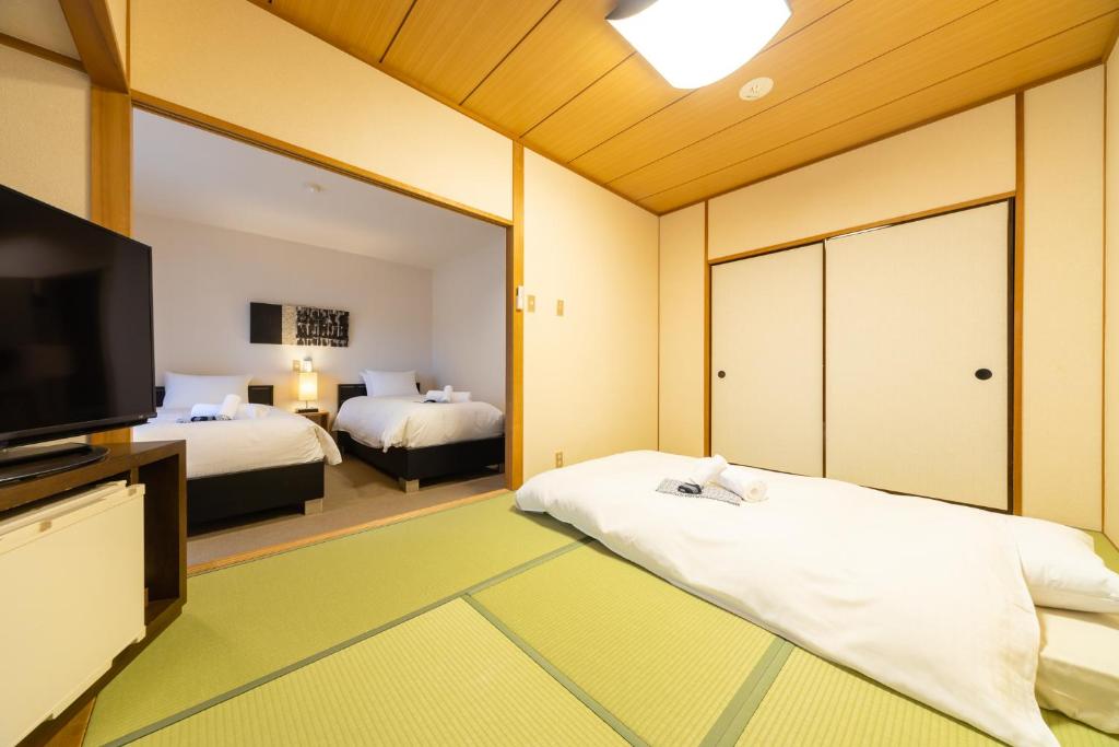 Phoenix Hotel by HHG photo 2