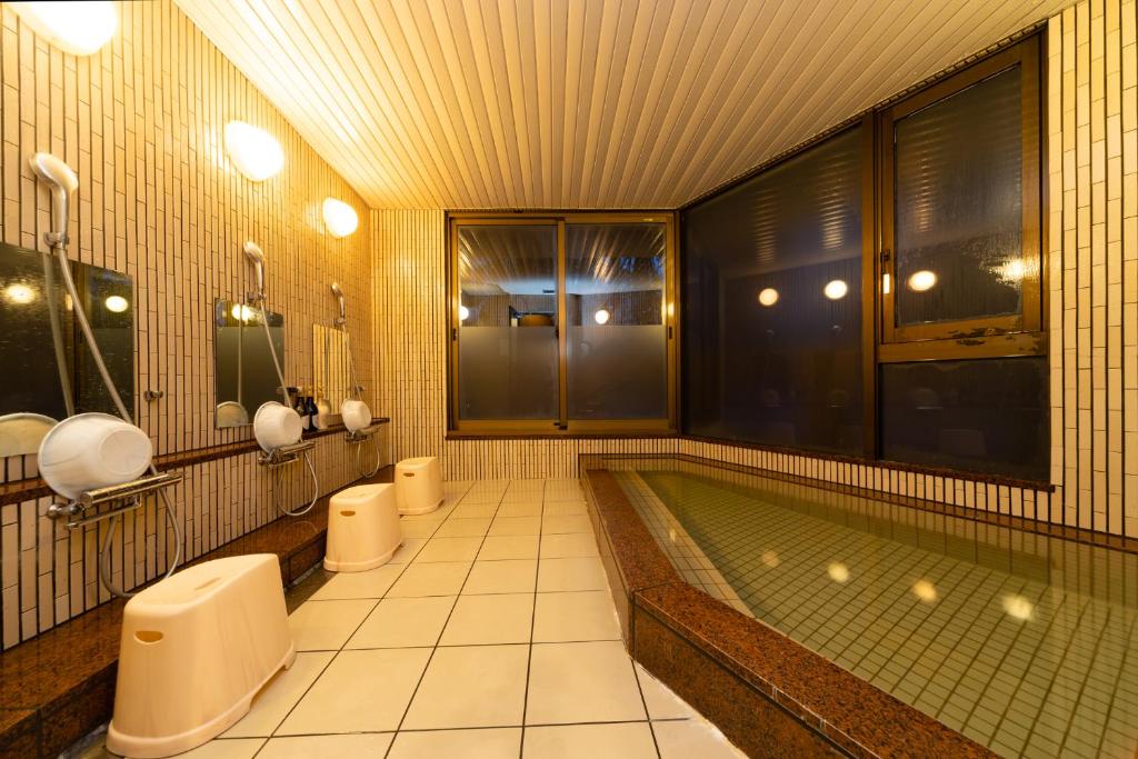 Phoenix Hotel by HHG photo 3